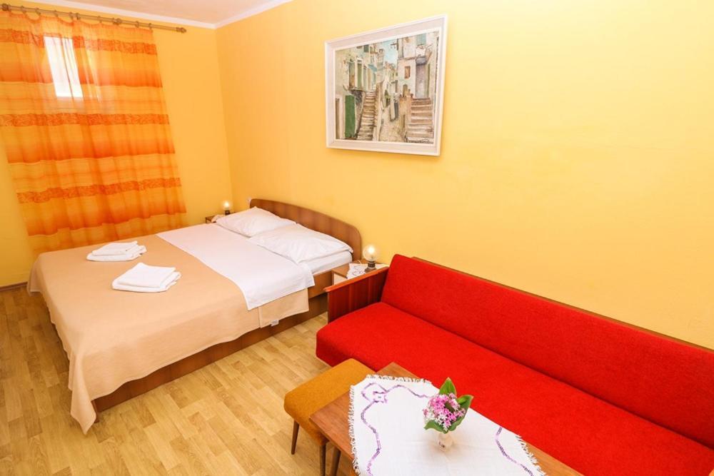 Double Rooms Tomica 2 With Balcony Baska  Exterior photo