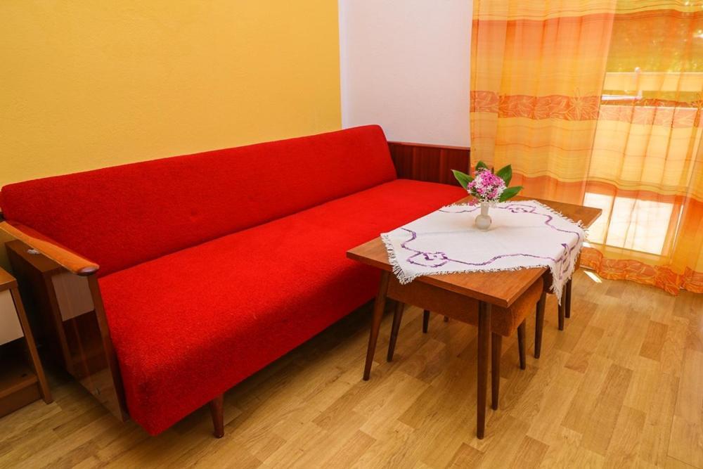 Double Rooms Tomica 2 With Balcony Baska  Exterior photo