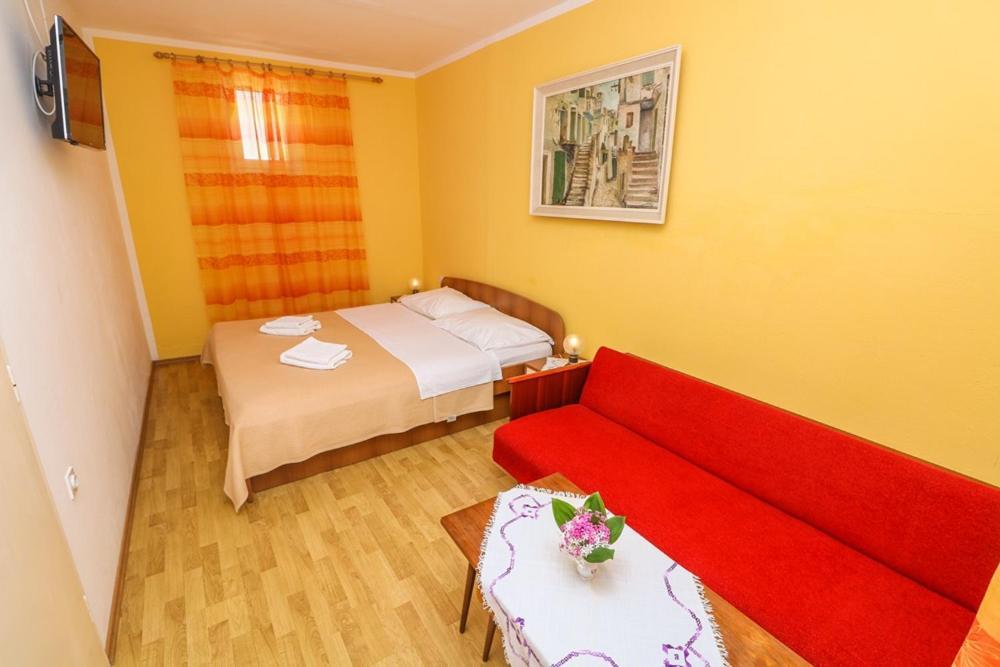 Double Rooms Tomica 2 With Balcony Baska  Exterior photo